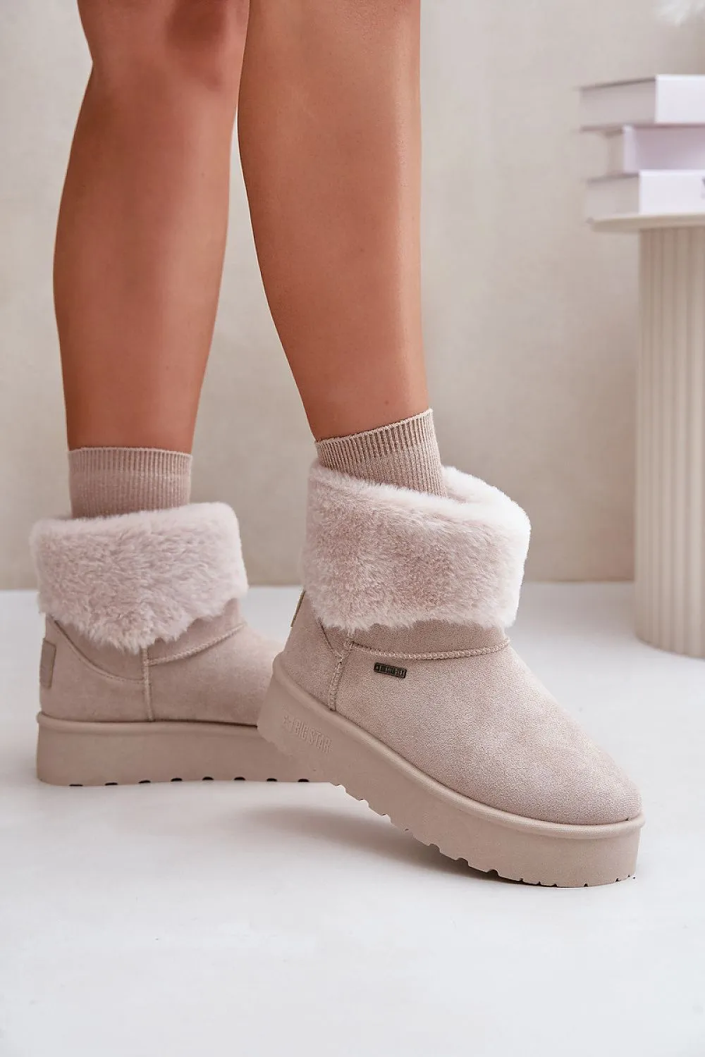 Fashionable eco suede snow boots